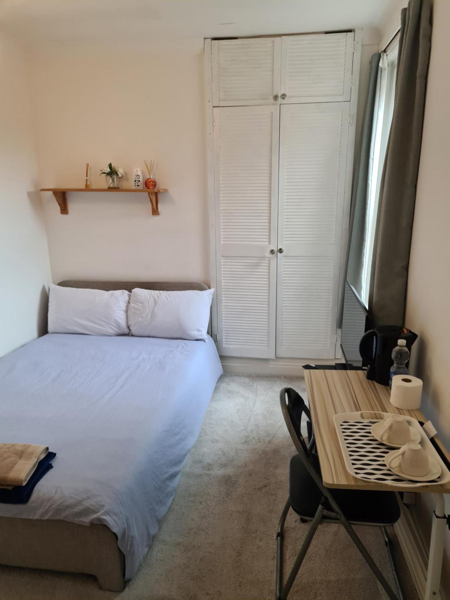 A Private & Beautiful Bedroom With Shared Bathroom In The Heart Of Bournemouth Luaran gambar